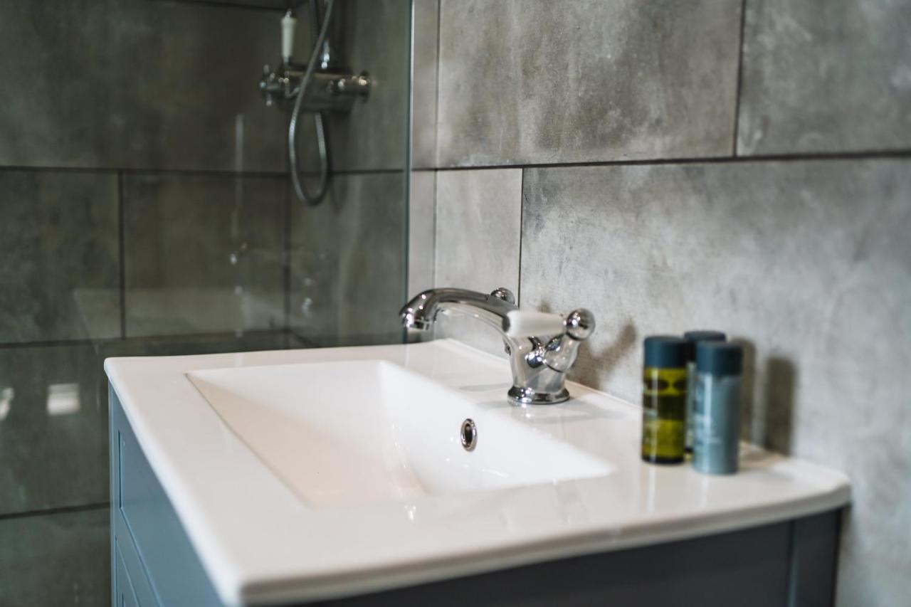 Apartamento Otter'S Pocket Blandford Forum Exterior foto
